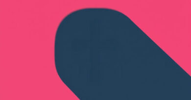 Xpander Cross Side Garnish