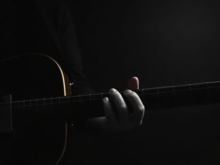 How To Toughen Up Fingers For Guitar