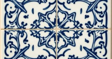Victorian Light Arabesque Tile
